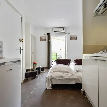 Apartment Les Halles Terrasse 1 Cannes